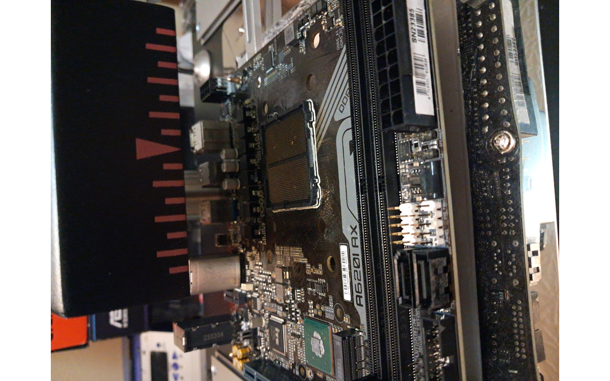 Replacing a CPU socket on a motherboard